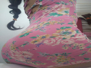 Ein junges Trans-Girl, das Experimente und Fetisch mag. Ich mache das, was Deine Frau nicht machen will! :-)