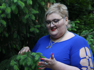 SVETLANA Ich liebe gesellige und großzügige Menschen