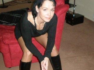 Claudia4you - Voyeurismus, Parkplatz-Sex, Live-Dates, Outdoor, Rollenspiele