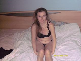 Hausfrau Katrin - Fesselspiele, Oralsex, Natursekt, Piercing, Anal-Sex