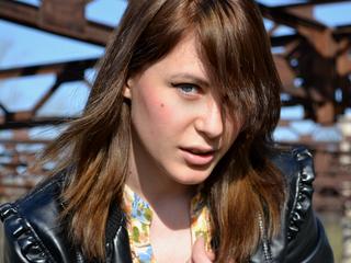 Cristine - Voyeurismus, Oralsex, Pornographie, Spanking
