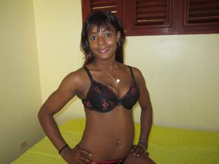 latinangel - Exhibitionismus, Spanking, Voyeurismus, Rollenspiele, Oralsex