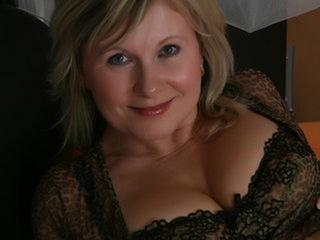 Lady Olivia - Rollenspiele, Devot, Spanking, Swinger