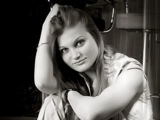 Anelly - Exhibitionismus, Voyeurismus, Oralsex, Dominant