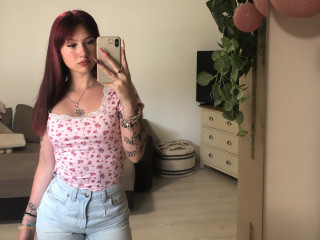 uwunika18 Ich liebe es, meinen Körper zu verwöhnen und mich wohlzufühlen. Ich hoffe, dass Sie mir dabei so oft und so oft wie möglich helfen.