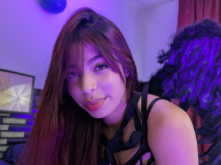 HannaWalker (20) - ich bin ein Fitnessstudio-Junkie, ich liebe es, meine Beine und meinen Hintern zu trainieren, ich wi Ich bin eine kolumbianische Latina, die es liebt, sich um ihren Körper zu kümmern, jeden Tag zu trainieren und gesunde Gewohnheiten zu haben. Ich möchte einen Mann, der jeden Tag mit mir Cardio machen möchte