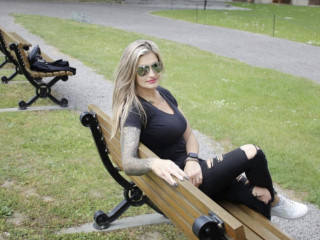 Livecam Girl aus keine Angaben Berlin Ich möchte Spaß haben, mach mit, es wird großartig sein. Anal-Sex, Gangbang, Gruppensex, Natursekt, Oralsex, Orgien, Outdoor, Rollenspiele, Sexspielzeug, Swinger