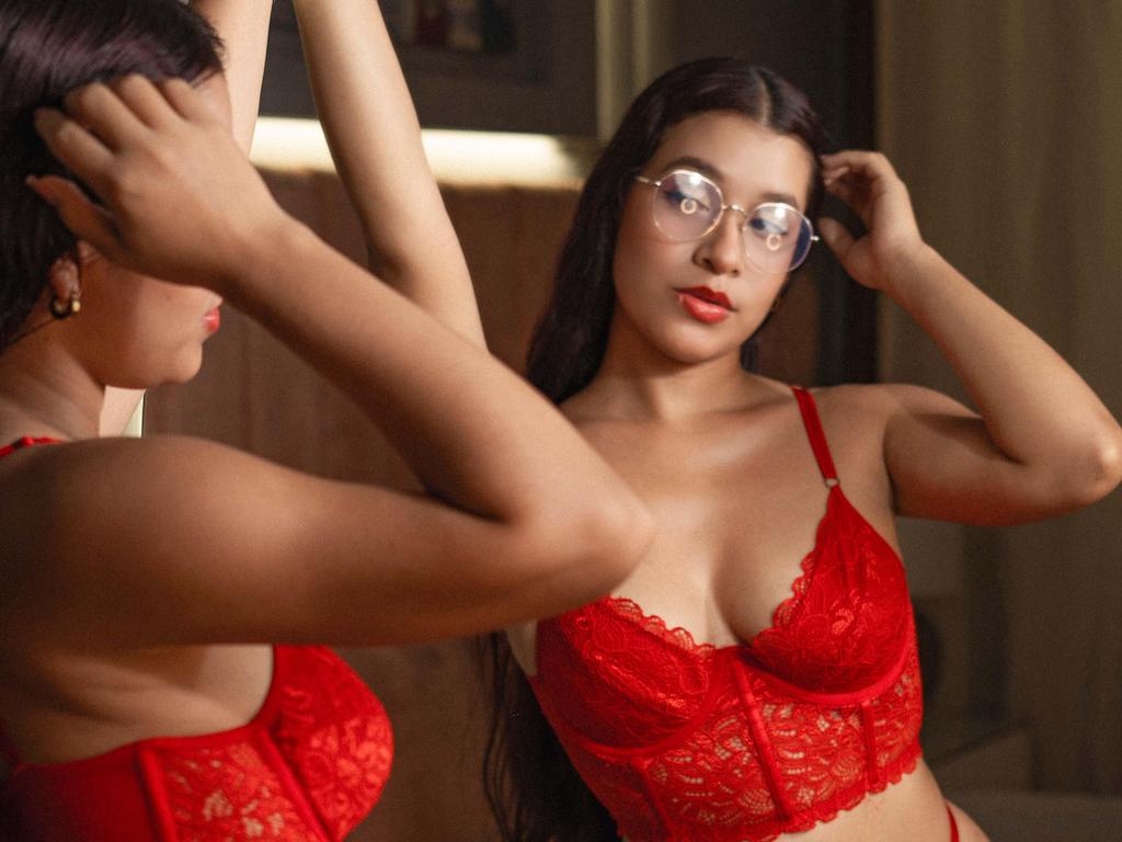 GagingBriana1